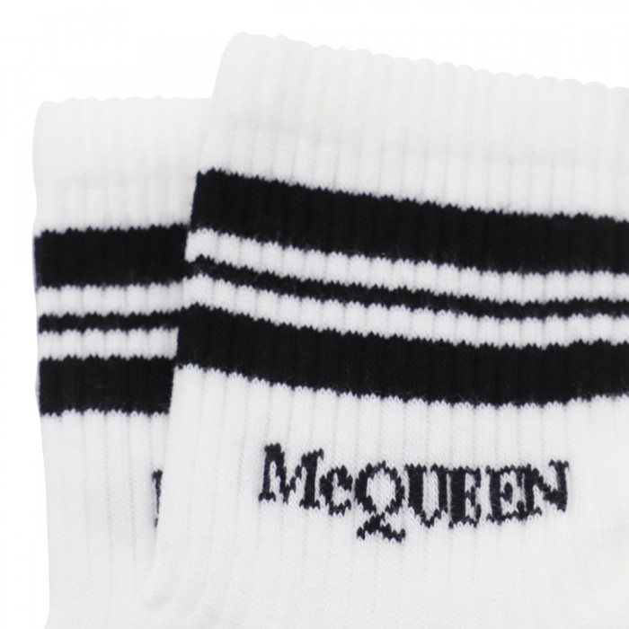 WHITE AND BLACK COTTON SOCKS 2