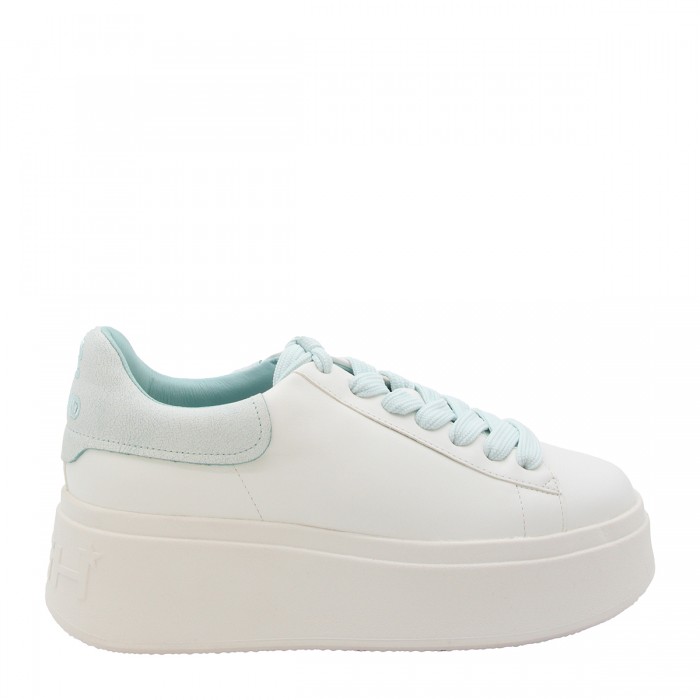 WHITE LEATHER SNEAKERS