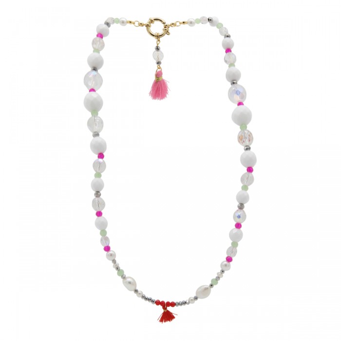 WHITE NECKLACE