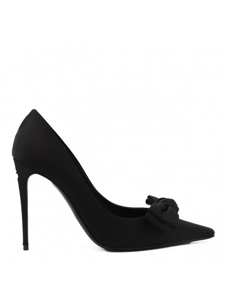 BLACK PUMPS