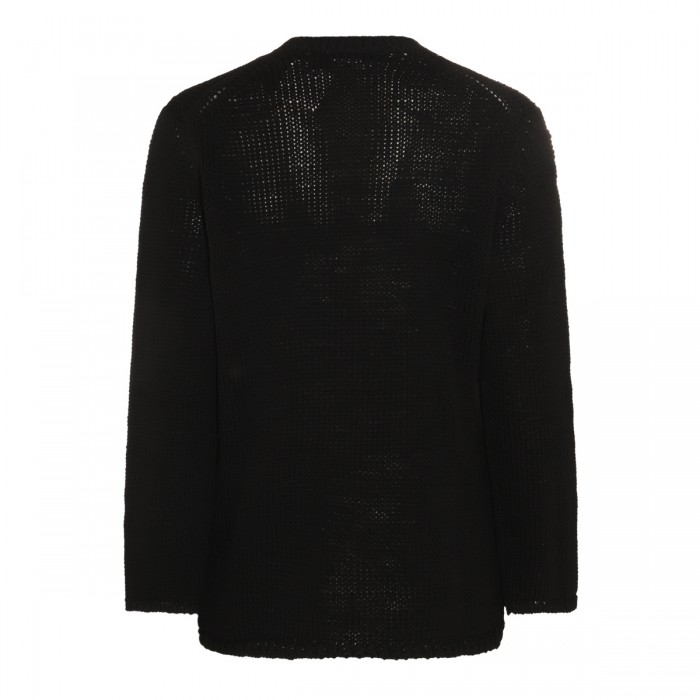 BLACK KNITWEAR 2