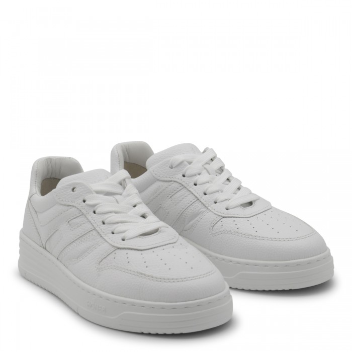 WHITE LEARHER SNEAKERS 2