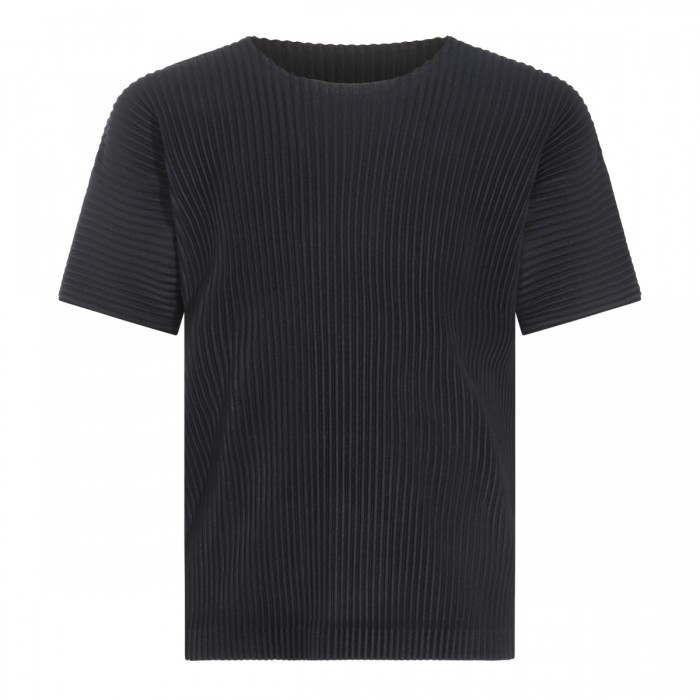 BLACK T-SHIRT