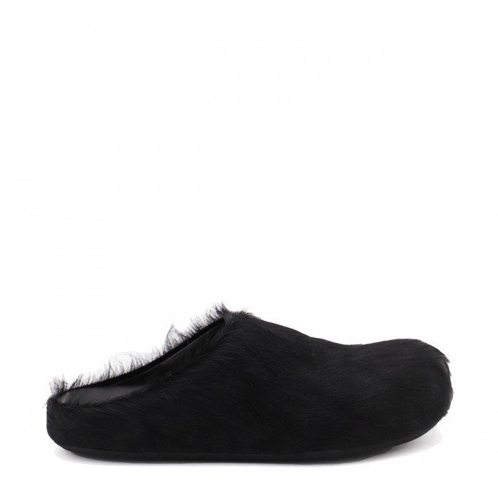 BLACK LEATHER SANDALS