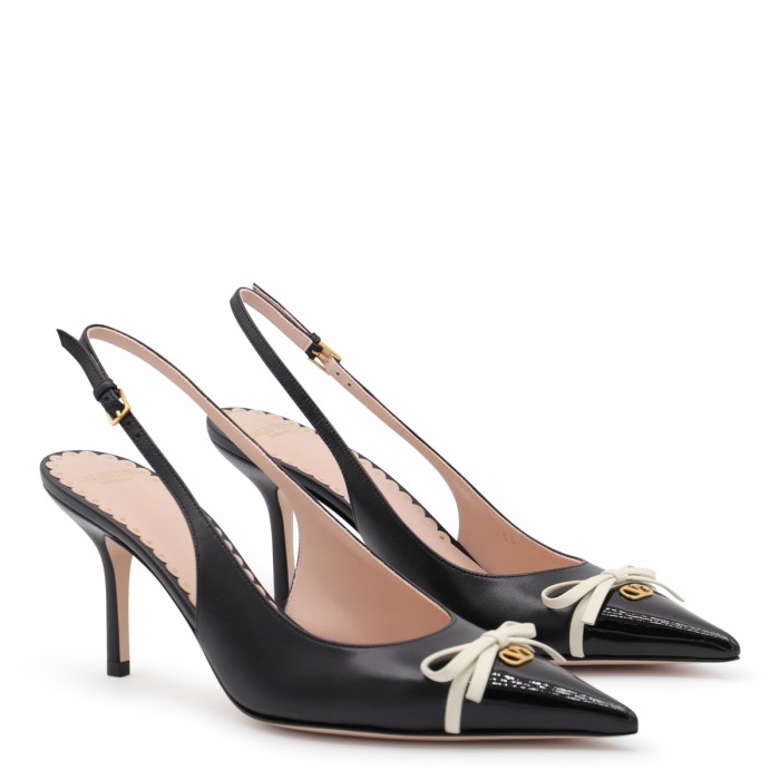 BLACK LEATHER PUMPS 2