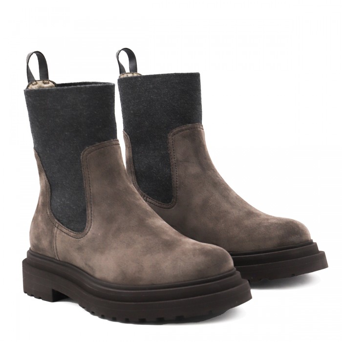 BROWN LEATHER BOOTS 2