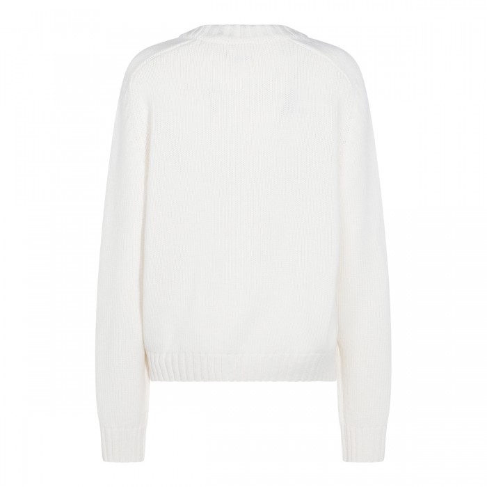 WHITE KNITWEAR 2