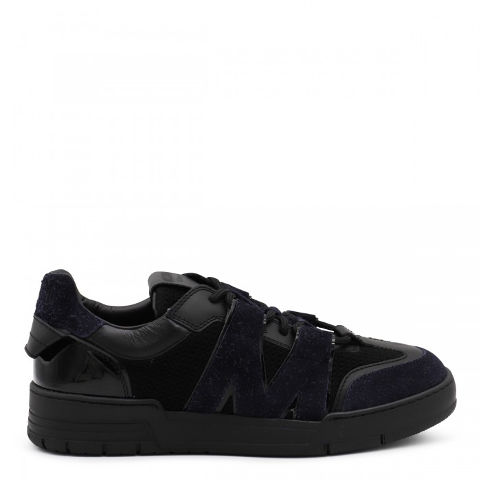 BLACK SNEAKERS