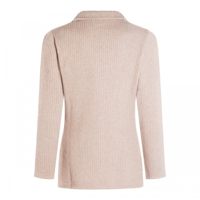 GREY KNITWEAR 2
