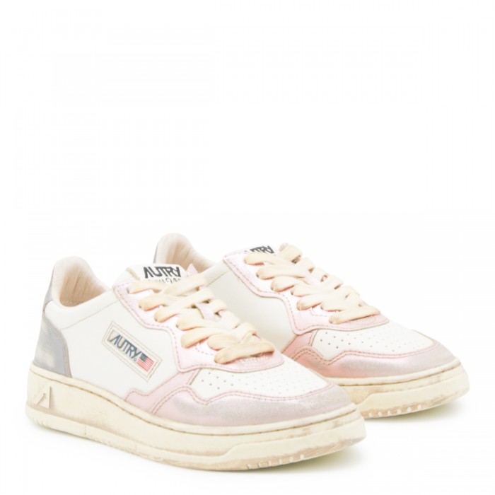 WHITE AND GREY SUP VINT LOW... 2
