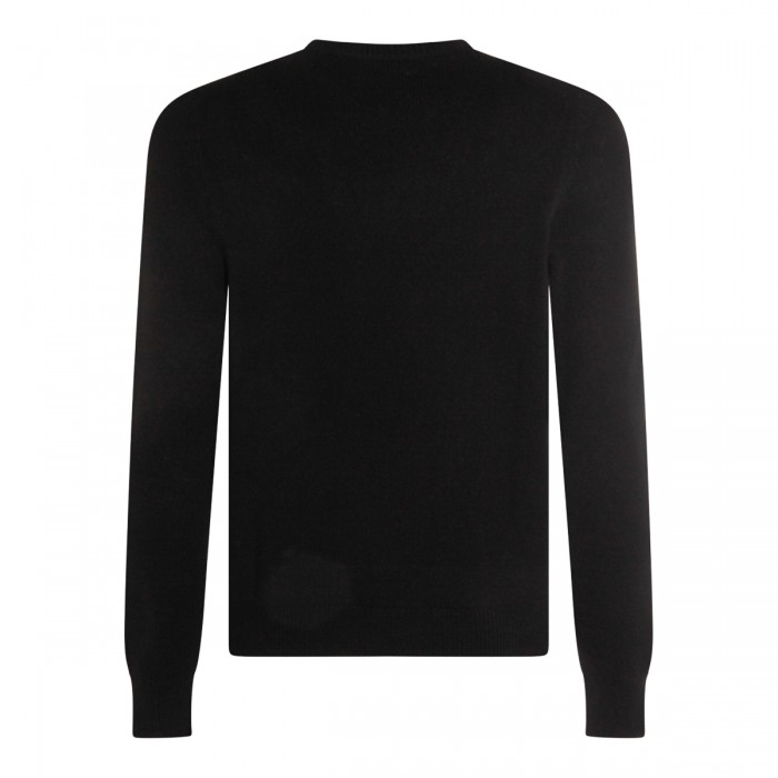BLACK KNITWEAR 2