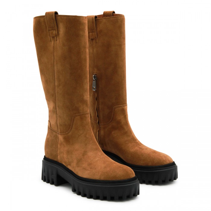 BROWN LEATHER BOOTS 2