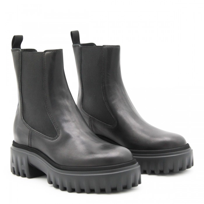 BLACK LEATHER BOOTS 2