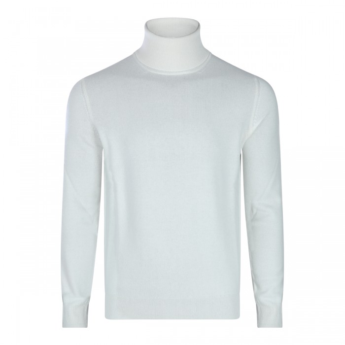 WHITE CASHMERE KNITWEAR