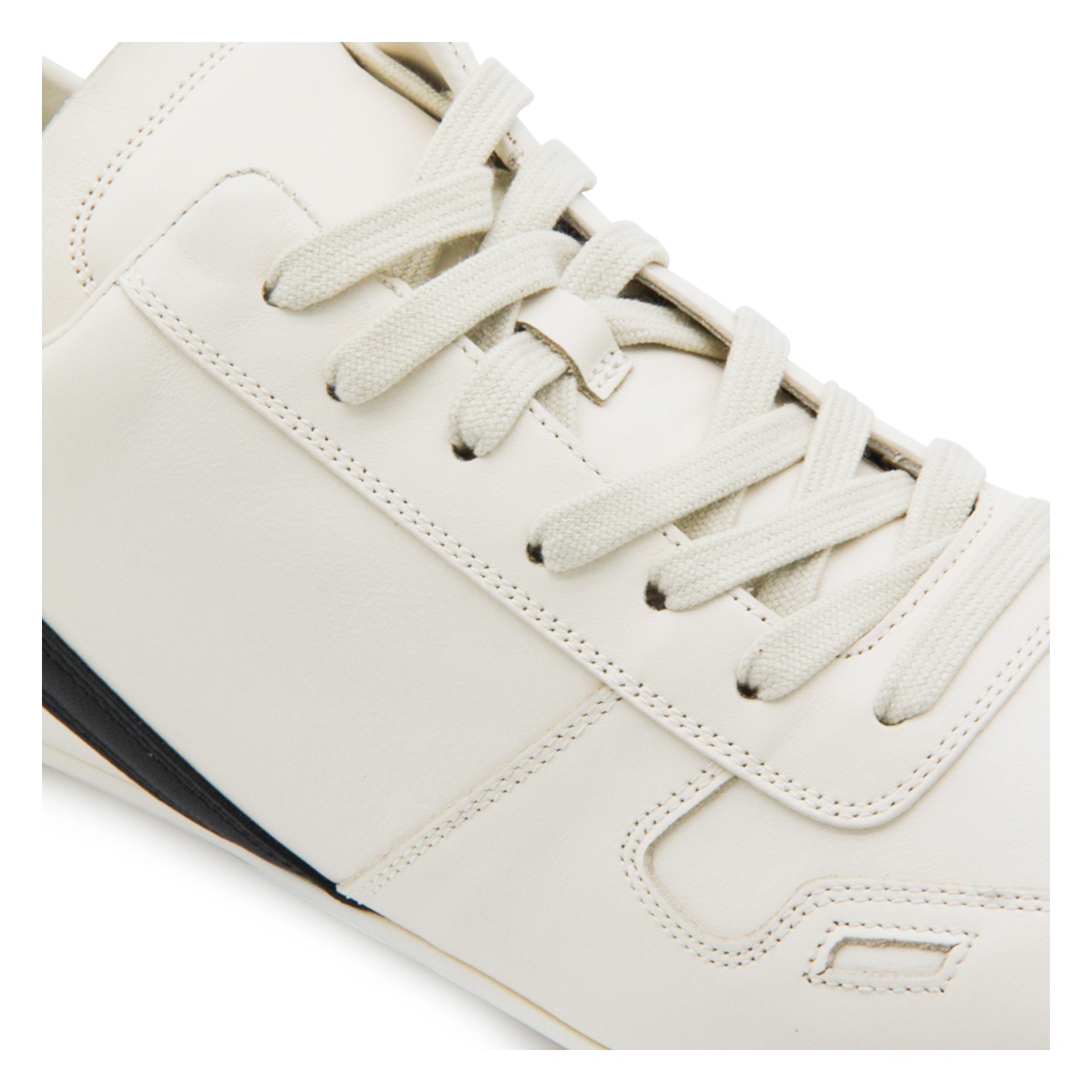 WHITE LEATHER MINIMAL SNEAKERS WHITE LEATHER MINIMAL SNEAKERS