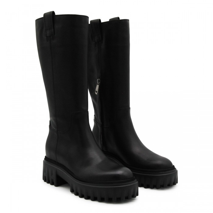 BLACK LEATHER BOOTS 2