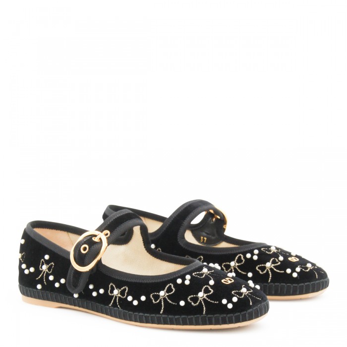 BLACK FLATS 2