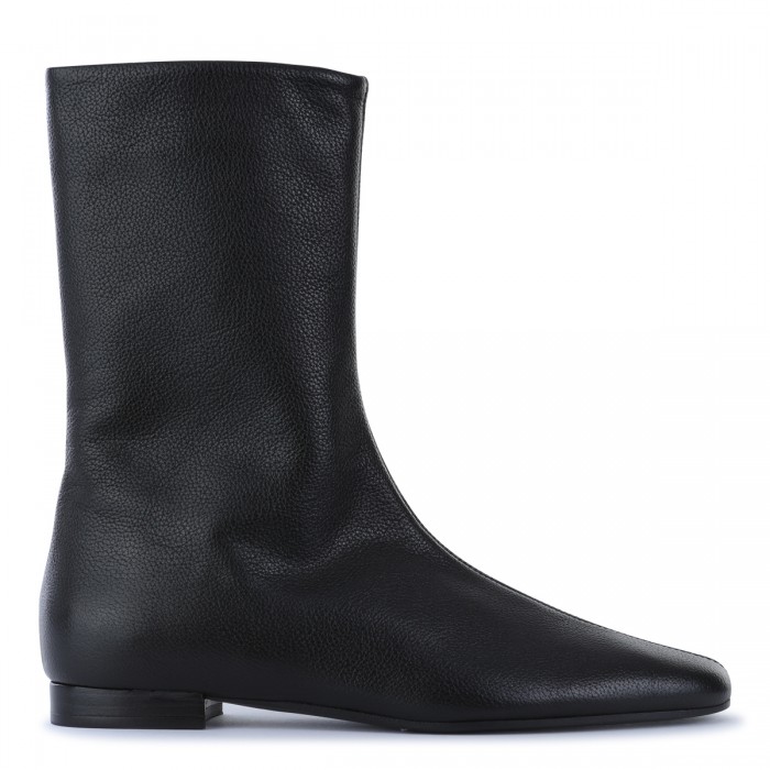 BLACK LEATHER BOOTS