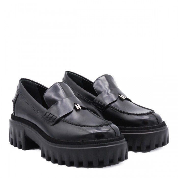 BLACK LEATHER LOAFERS 2