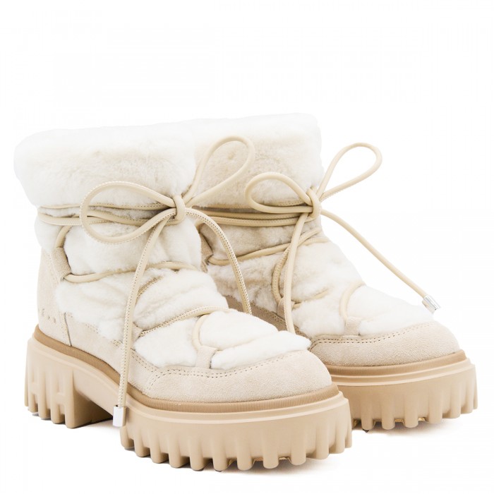 CREAM BOOTS 2