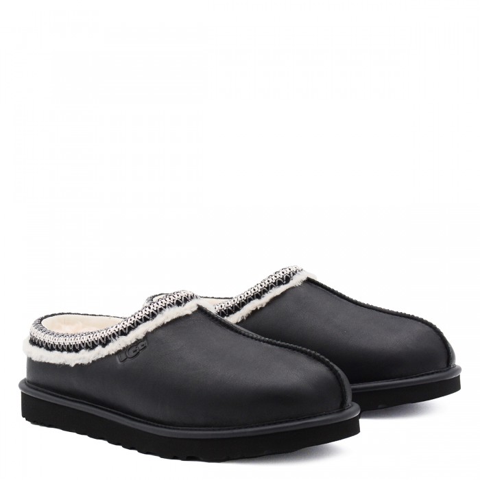BLACK LEATHER TASMAN FLATS 2
