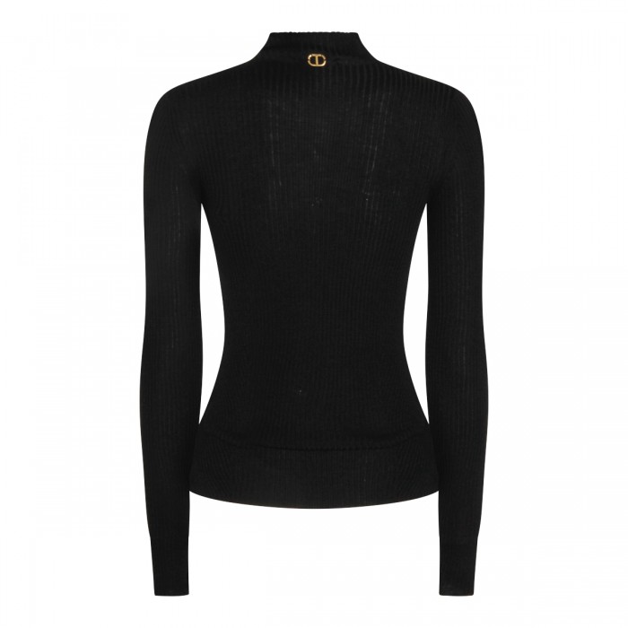 BLACK KNITWEAR 2