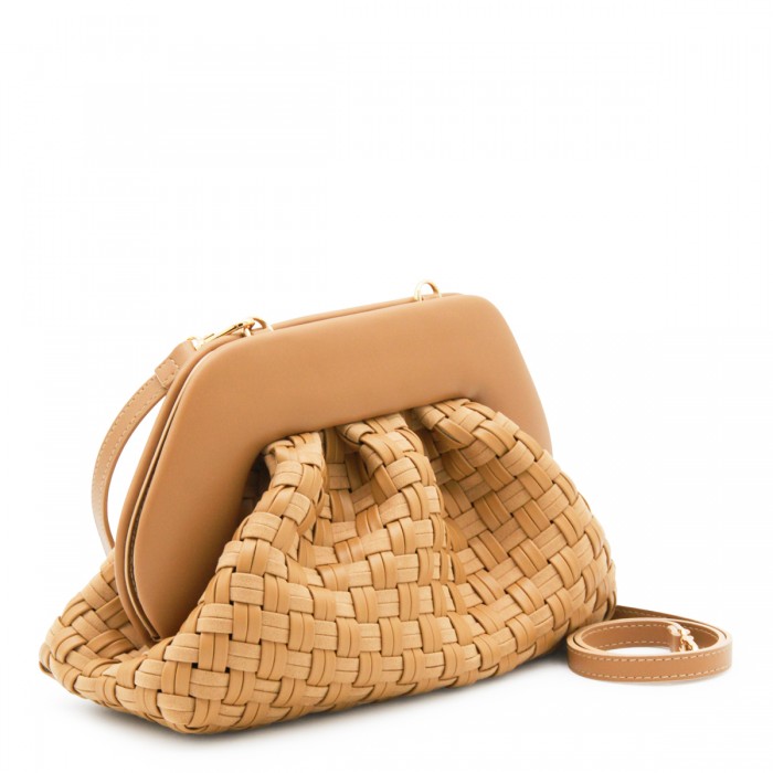 BISCUIT TIA WAVED CLUTCHES 2