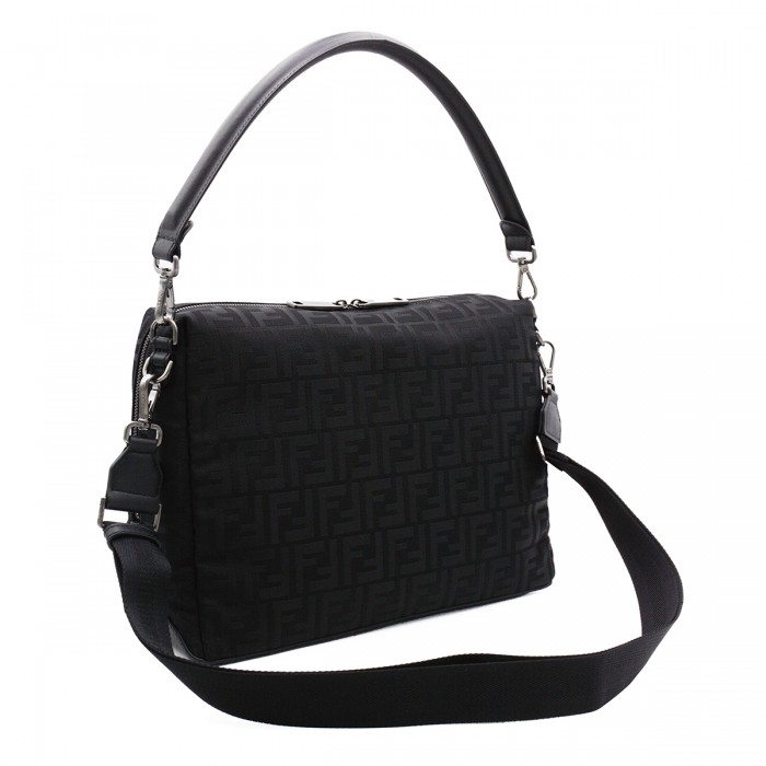 BLACK LEATHER FENDI LUI... 2