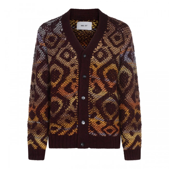DARK BROWN AND RED KNITWEAR