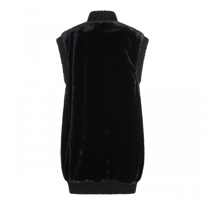 BLACK FUR JACKETT 2