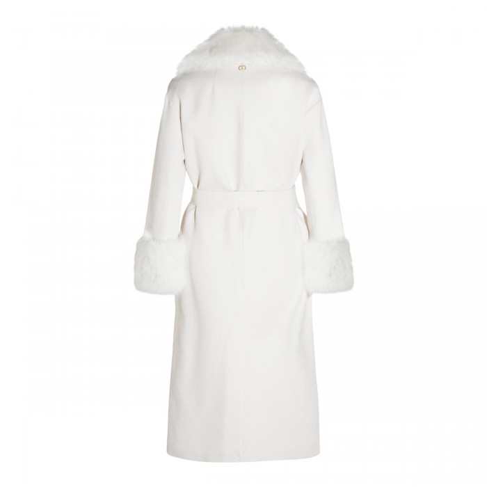 WHITE COAT 2