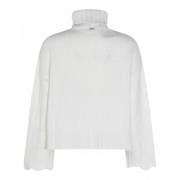 WHITE WOOL KNITWEAR 2