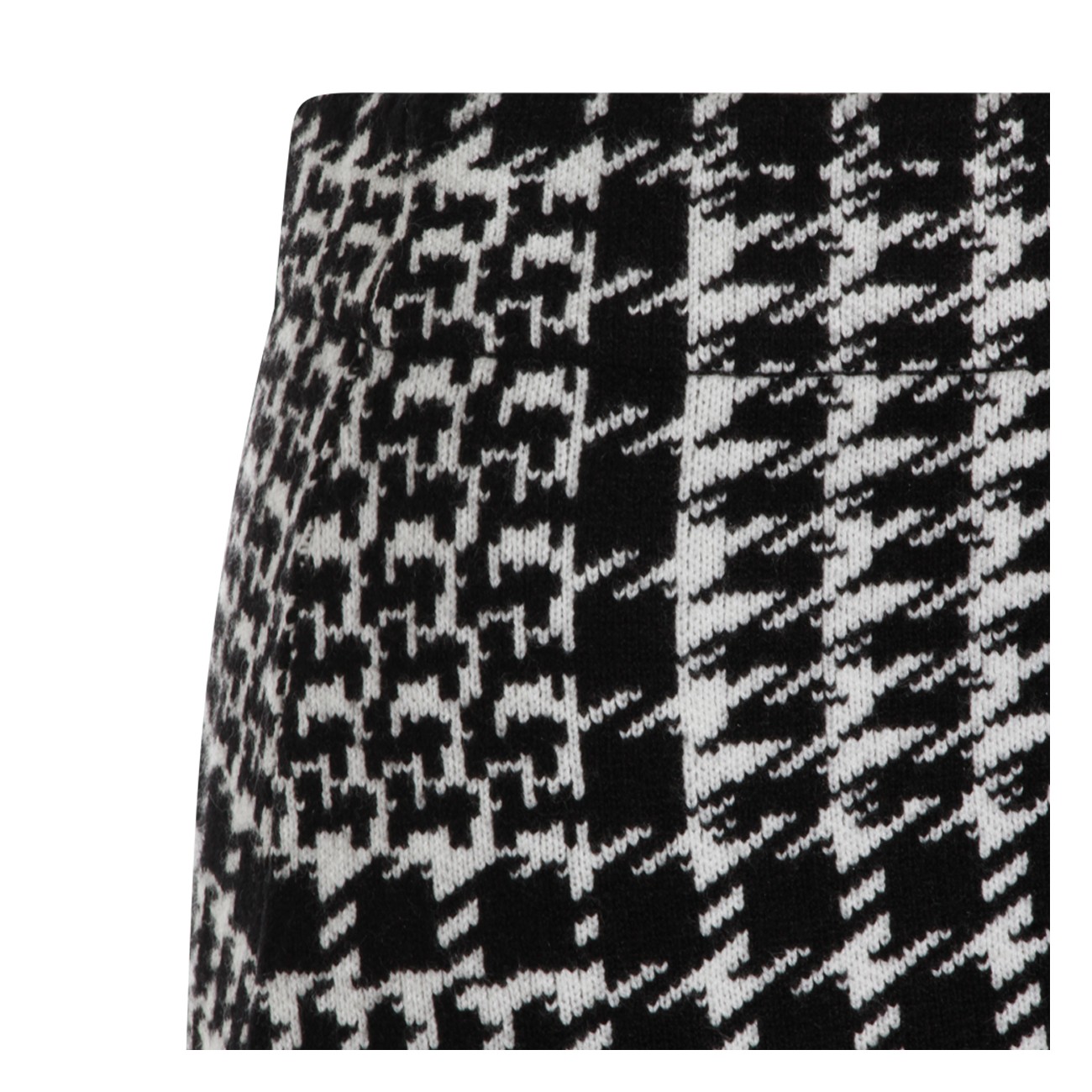 BLACK AND WHITE VISCOSE SKIRT BLACK AND WHITE VISCOSE SKIRT