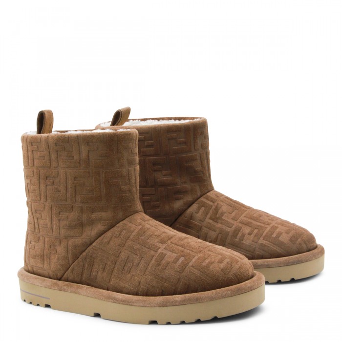 BEIGE LEATHER BOOTS 2