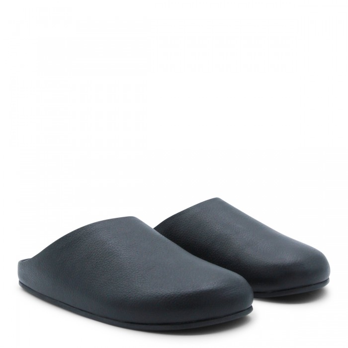 BLACK LEATHER FLATS 2