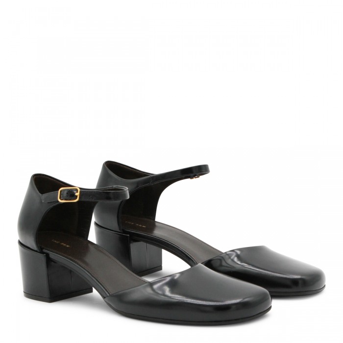 BLACK LEATHER PUMPS 2