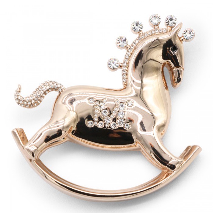 GOLD TONE METAL BROOCH