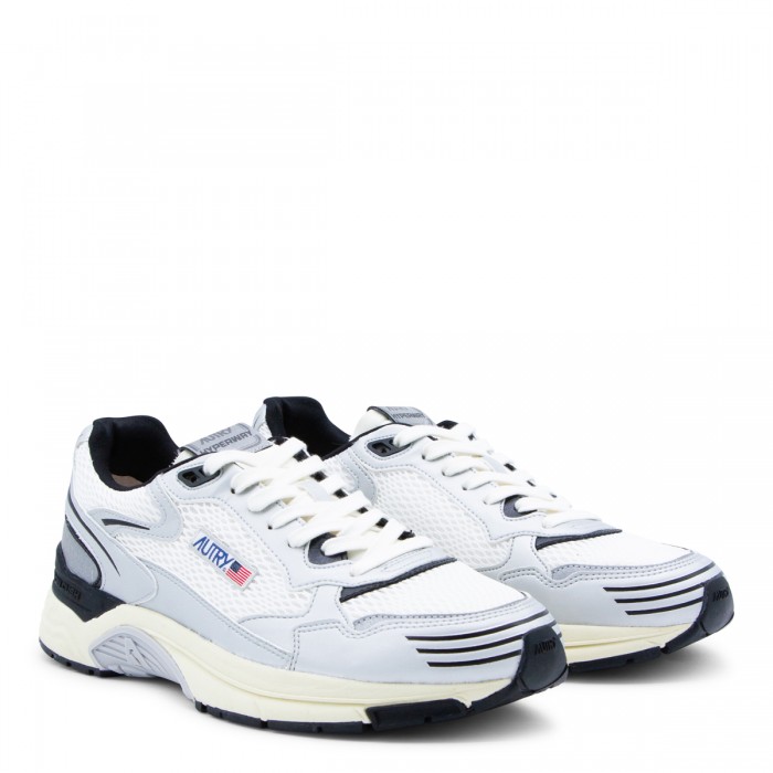 BLACK AND SILVER SNEAKERS 2