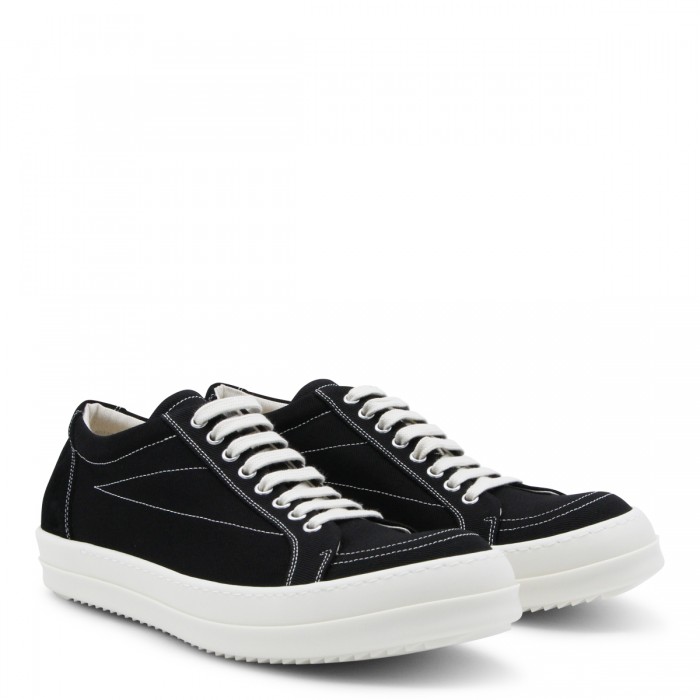 BLACK AND MILK CANVAS... 2