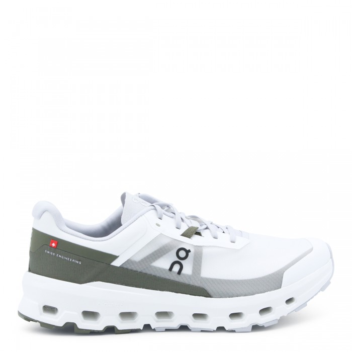 WHITE AND IVORY CLOUDVISTA...