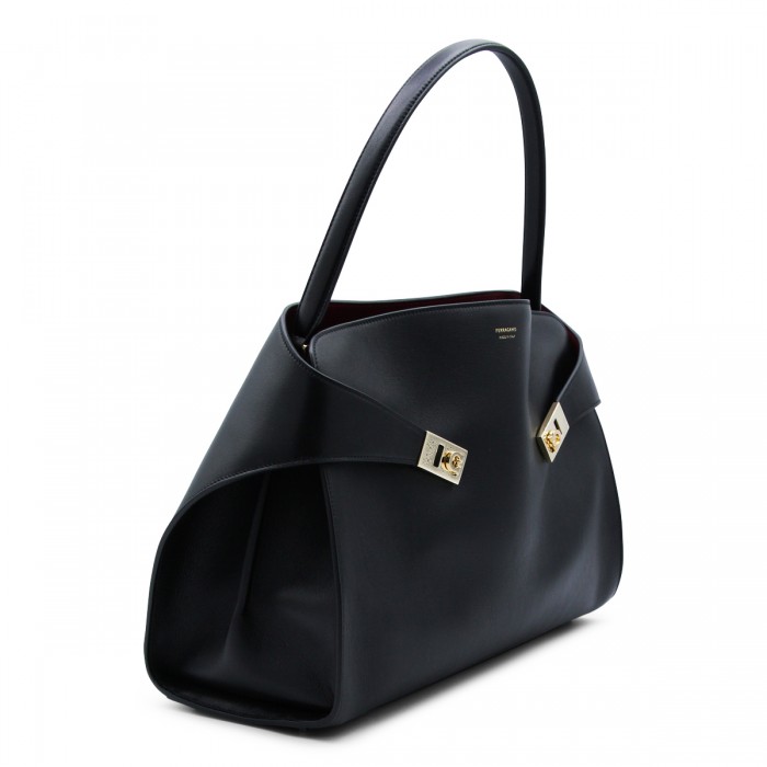 BLACK LEATHER HUG M... 2