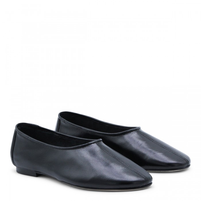 PRUDENCE BLACK CREASED... 2