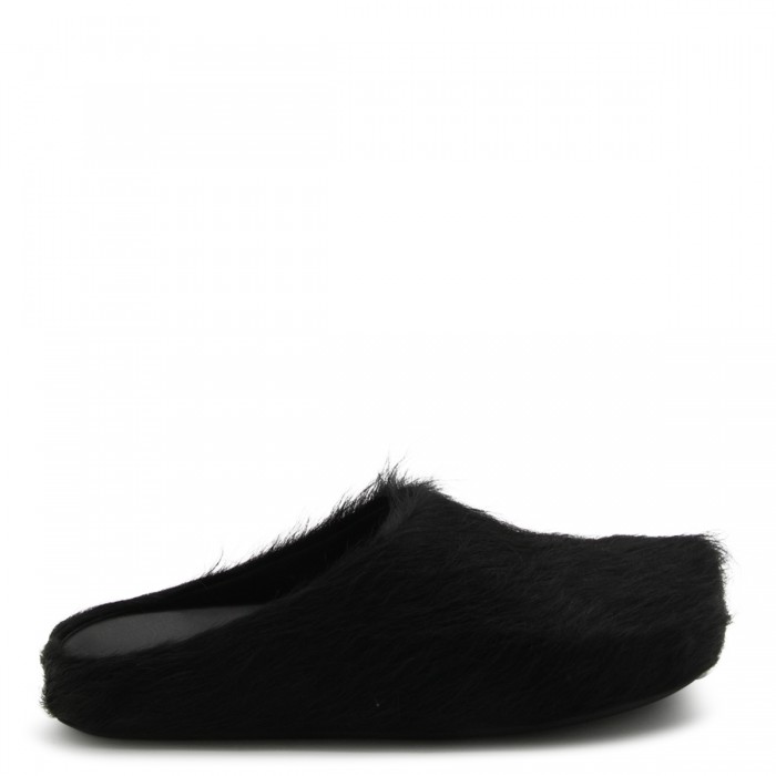 BLACK LEATHER SANDALS