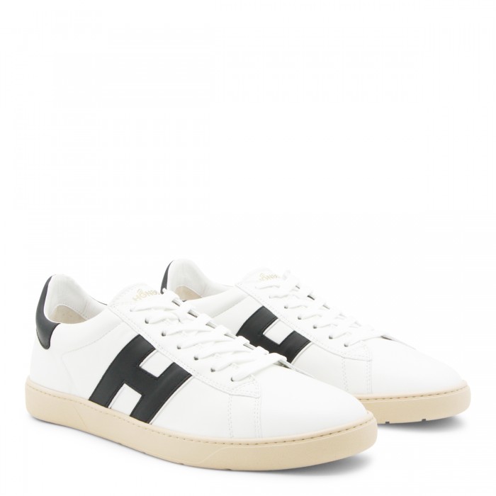 WHITE AND BLACK SNEAKERS 2