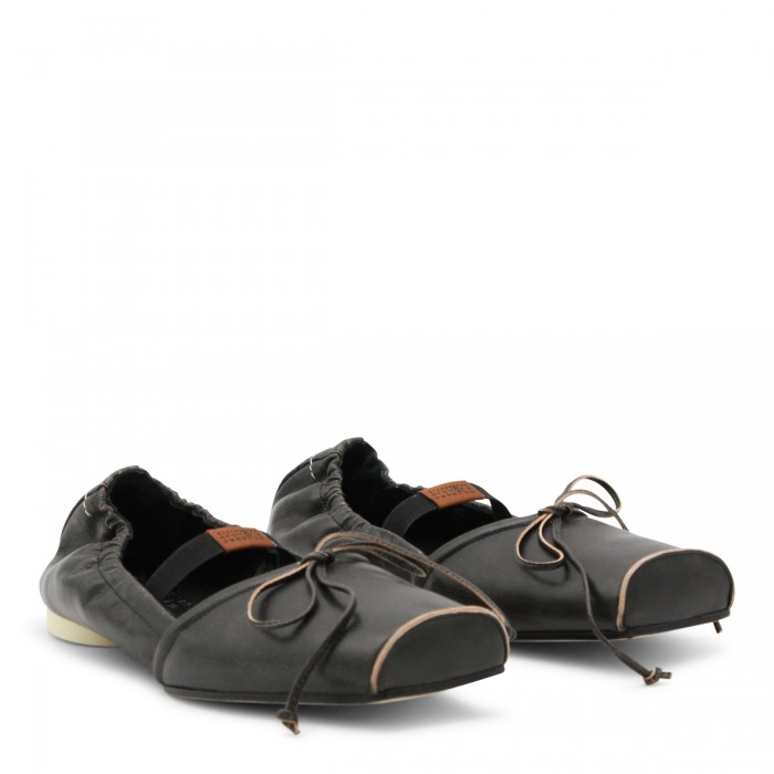 BLACK AND DOE BROWN LEATHER... 2