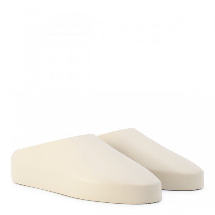 TAUPE CALIFORNIA FLAT 2