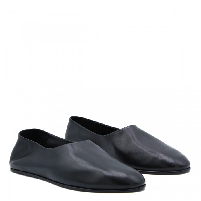 BLACK LEATHER LOAFERS 2