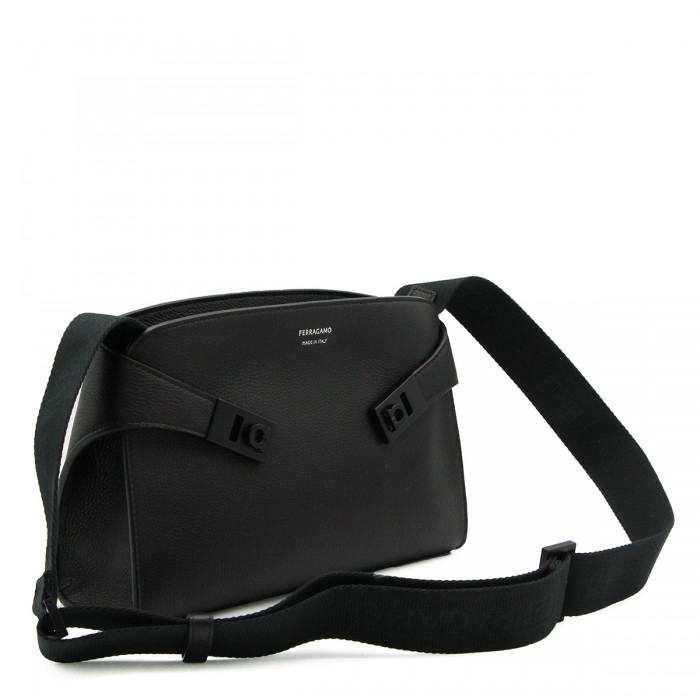 BLACK LEATHER SHOULDER BAG 2
