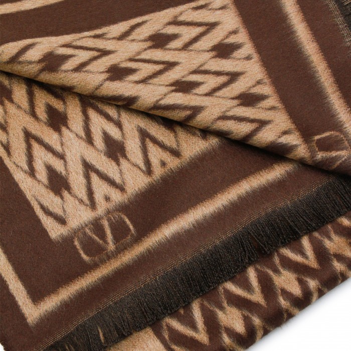 BROWN SILK SCARF 2