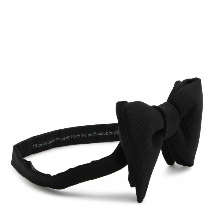 BLACK SILK PAPILLON TIE 2